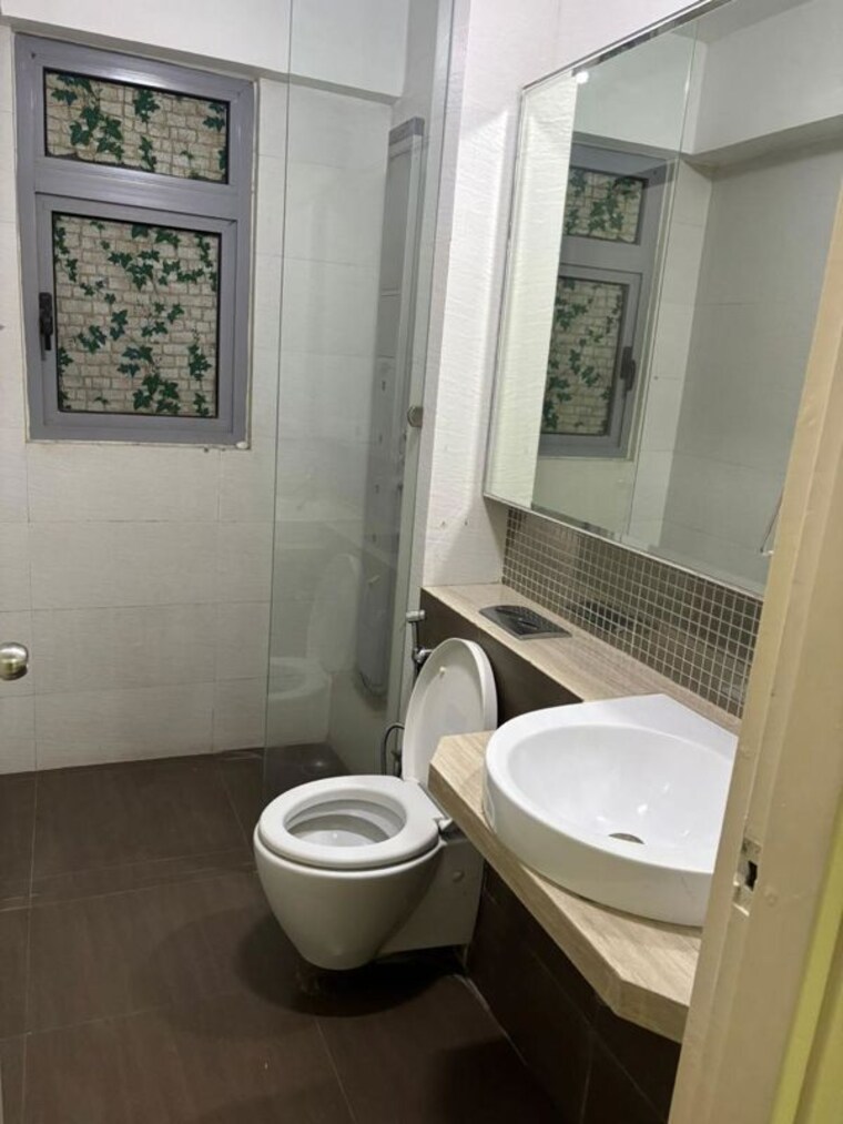 Bathroom, imperial-heights-phase-2 3.5 Bedroom 1550 Sq.Ft. Apartment In Goregaon West Mumbai 10709114