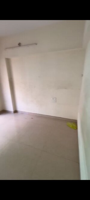 Furnished Amenities in 2 BHK Apartment at Bhoomi Midas, Kurla – for Rent