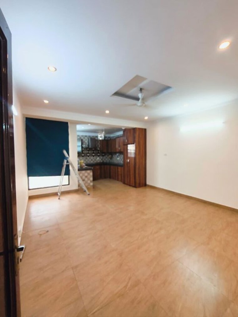 Room, nehru enclave 2 Bedroom 1850 Sq.Ft. Builder Floor In Nehru Enclave Delhi 10709142