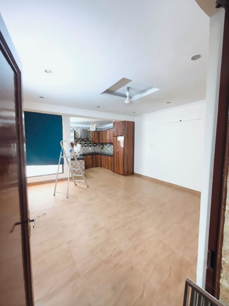 Room, nehru enclave 2 Bedroom 1850 Sq.Ft. Builder Floor In Nehru Enclave Delhi 10709142