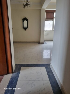 Room in 3 BHK Apartment at Dwarka – for Sale