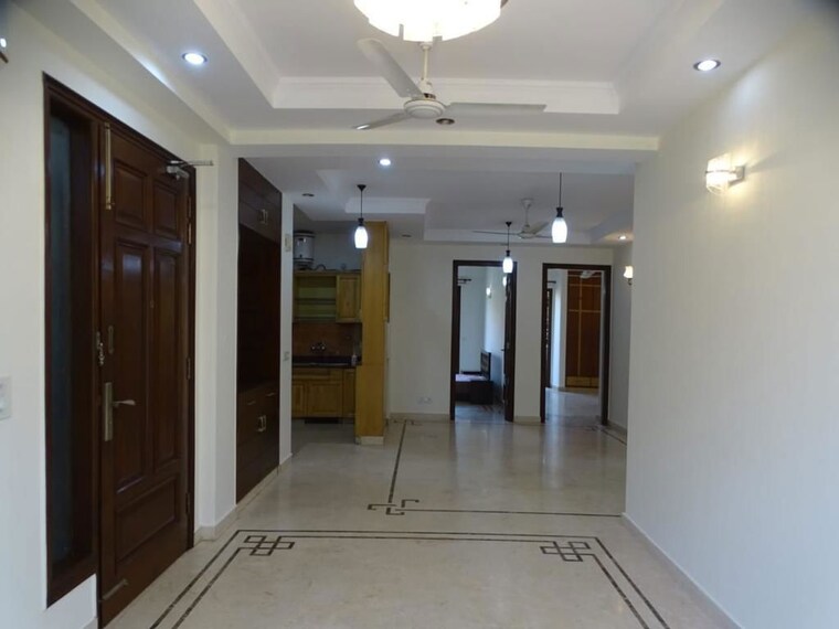 Bedroom, new friends colony 3 Bedroom 2400 Sq.Ft. Builder Floor In New Friends Colony Delhi 10709154