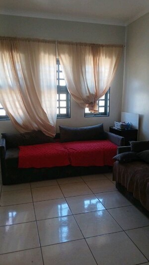  Pg For Rent in Vineet Khand