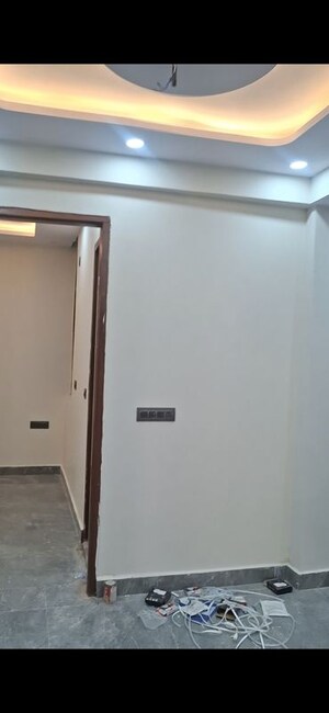 Room in 3 BHK Builder Floor at Hari Nagar – for Sale