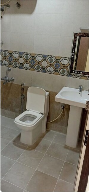 Bathroom in 3 BHK Apartment at Cox Town – for Rent