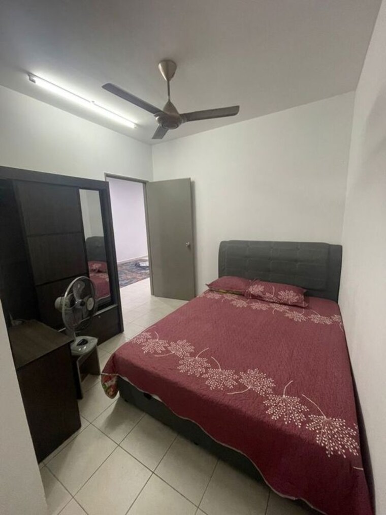 Bedroom, vineet khand Pg For Girls In Vineet Khand 10709174