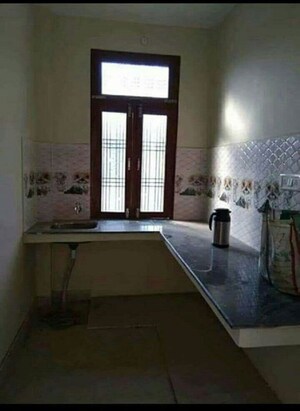 Room in  Pg at Vibhuti Khand – for Rent