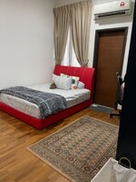 1400 Sq.Ft. Pg in Vineet Khand