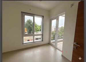 Room in 3 BHK Apartment at Indiranagar – for Rent