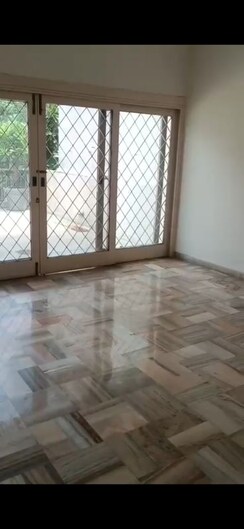 3 BHK Builder Floor For Rent in New Friends Colony