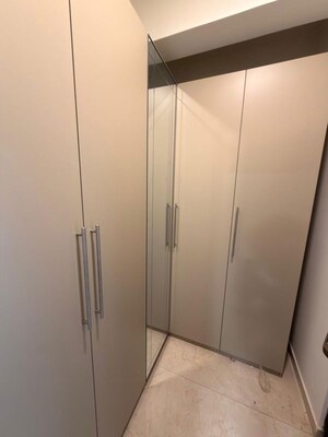 Furnished Amenities in 3 BHK Apartment at Cooke Town – for Rent
