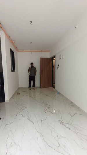 Room in 1 BHK Apartment at The Baya Central, Lower Parel – for Rent