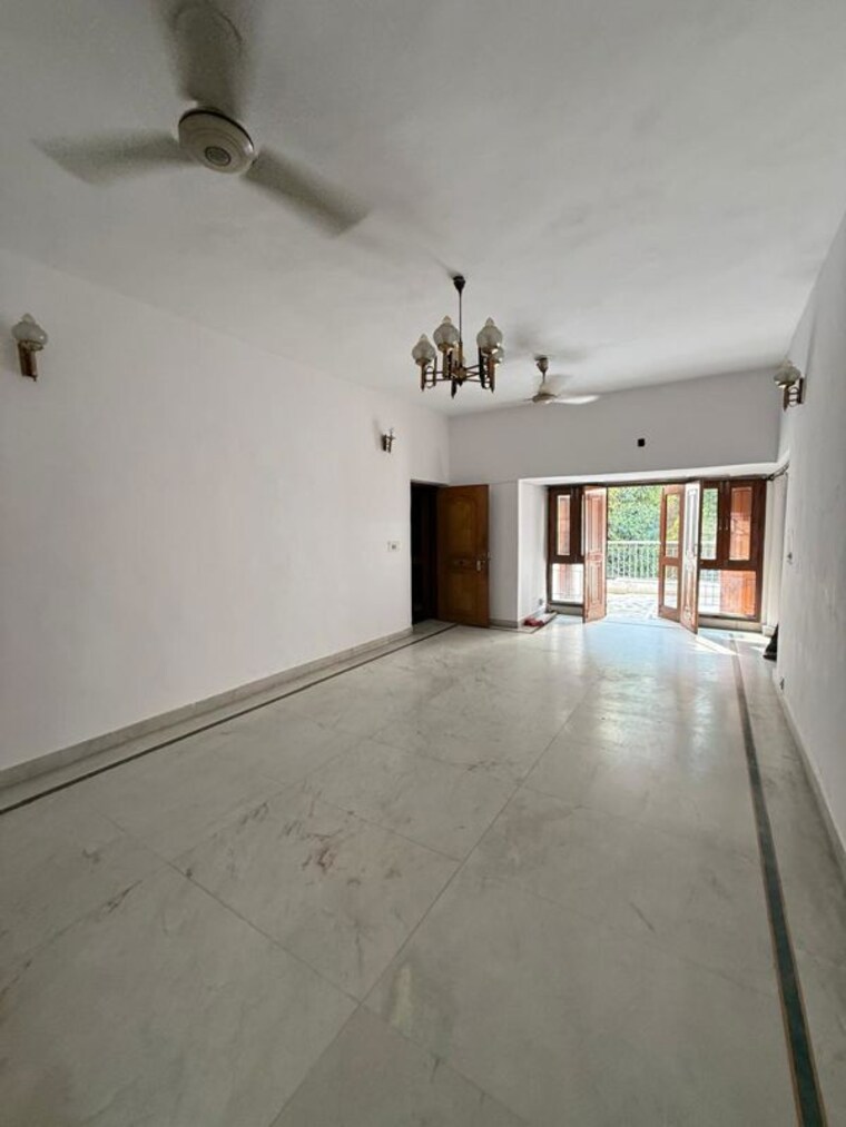 Room, godrej-south-estate-okhla 3 Bedroom 1550 Sq.Ft. Apartment In Okhla Delhi 10709200