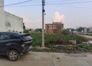  Plot For Sale in Knowledge Park V Greater Noida