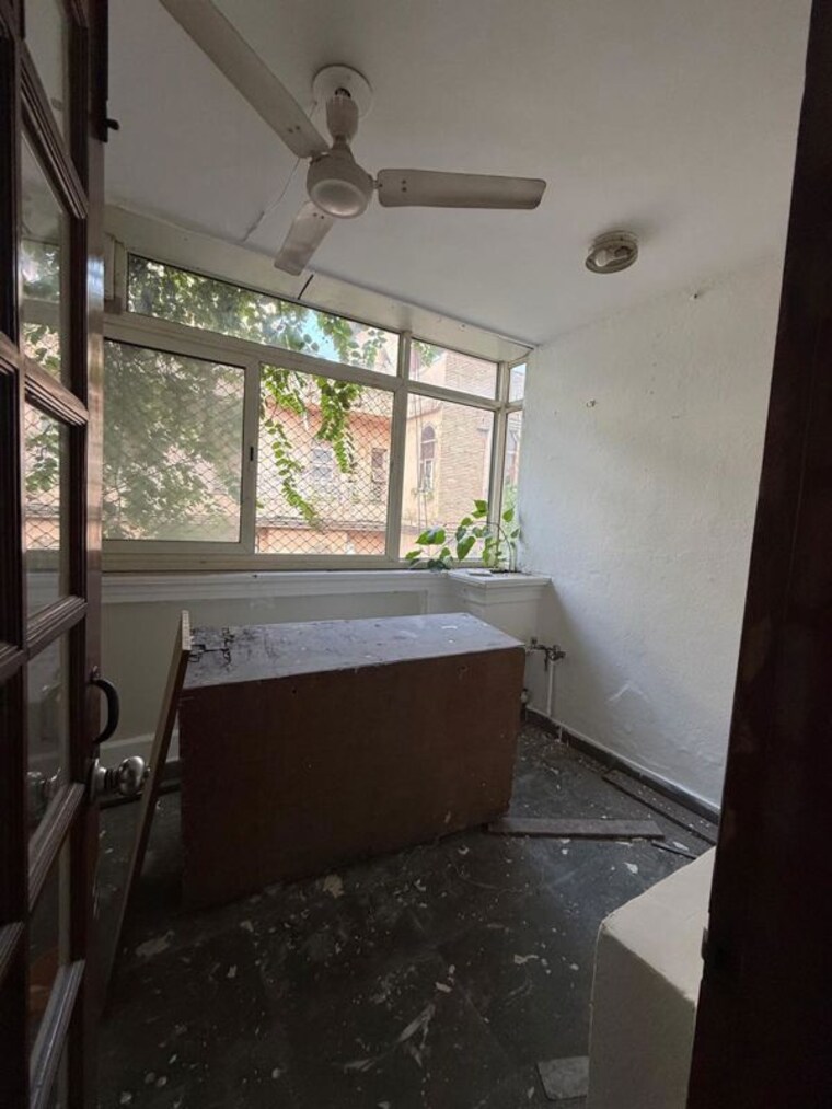 Balcony, new friends colony 3 Bedroom 3200 Sq.Ft. Builder Floor In New Friends Colony Delhi 10709207