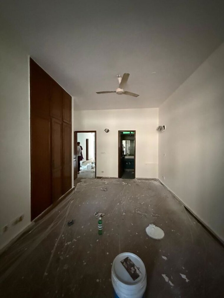 Bedroom, new friends colony 3 Bedroom 3200 Sq.Ft. Builder Floor In New Friends Colony Delhi 10709207