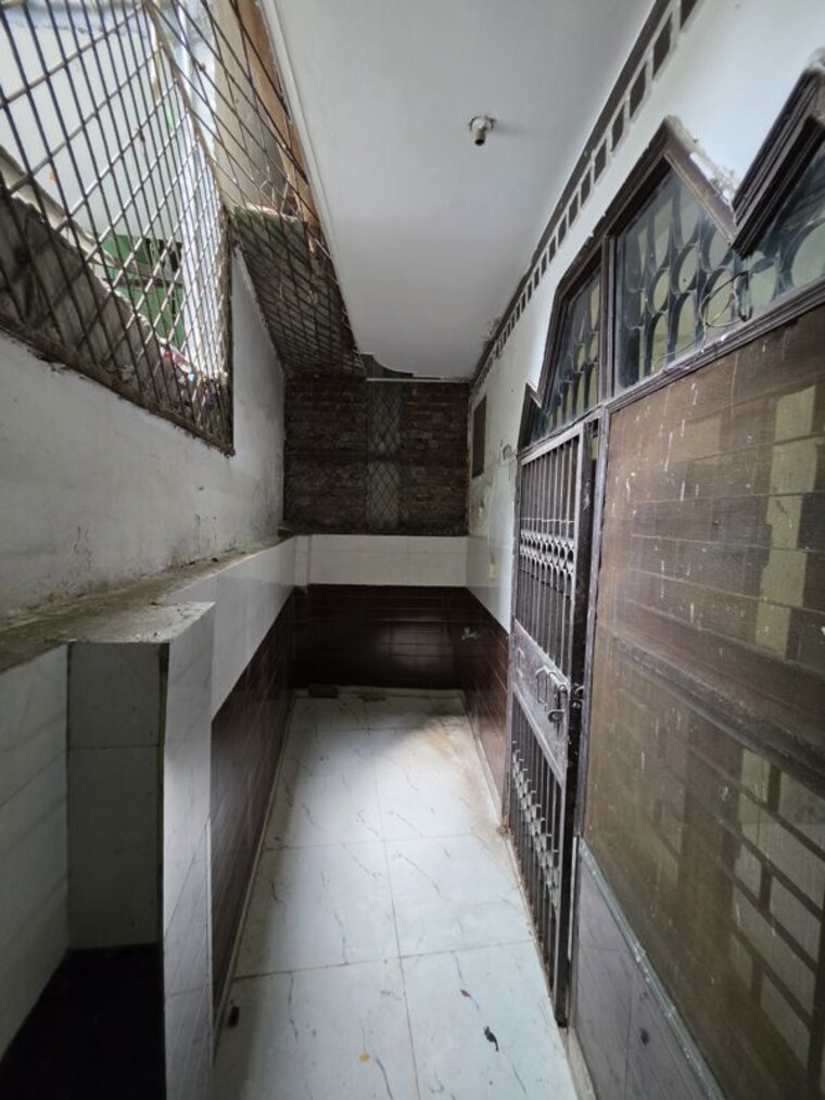 Balcony, ganpati-villas-radhey-shyam-park 1 Bedroom 450 Sq.Ft. Apartment In Gt Road Ghaziabad 10709222
