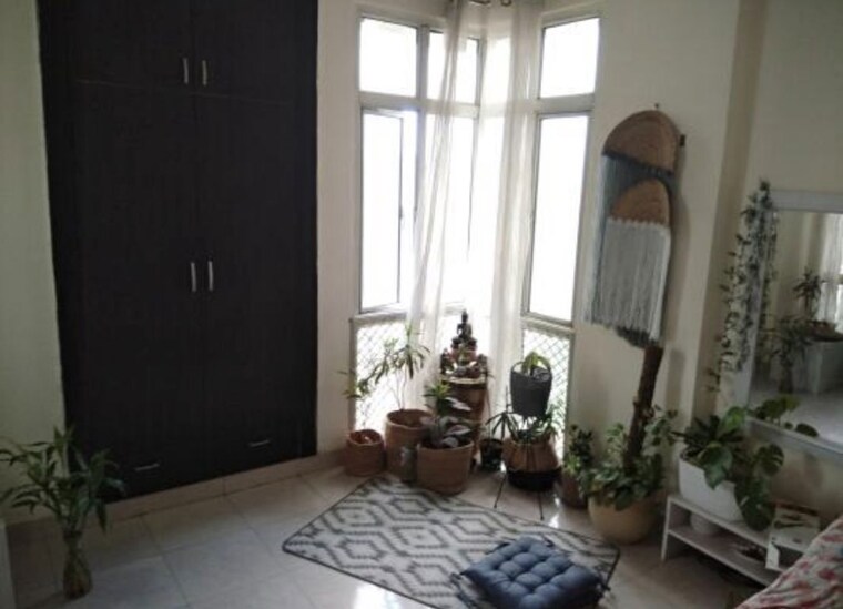 Team Area, supertech-czar-suites 3 Bedroom 1295 Sq.Ft. Apartment In Omicron I Greater Noida Greater Noida 10709223