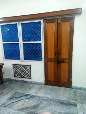 Room in 2 BHK Apartment at Ekdant Shipra Regent and Regal, Indrapuram – for Rent