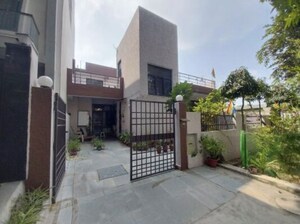 5 BHK Independent House For Sale in Gamma I Greater Noida