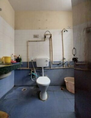 Bathroom in 5 BHK Independent House at Gamma I Greater Noida – for Sale