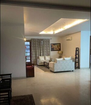 2 BHK Builder Floor For Rent in Sector 22