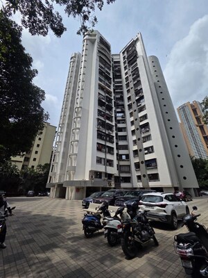 3 BHK Apartment – Exterior View View at Goregaon East - for Rent