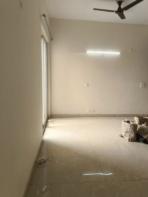 Bathroom in 3 BHK Apartment at Sikka Kimantra Greens, Sector 79 – for Rent