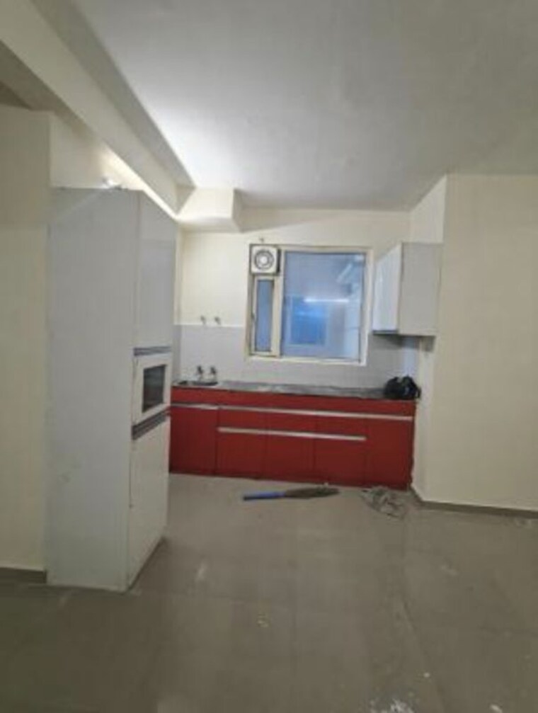 Kitchen, rof-normanton-park 3 Bedroom 1700 Sq.Ft. Builder Floor In Sohna Sector 36 Gurgaon 10709280