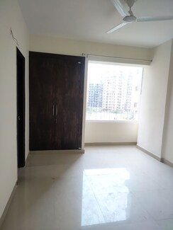 3 BHK +Apartment For Rent in Sector 107