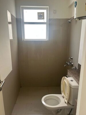 Bathroom in 3.5 BHK Apartment at Unitech Uniworld Gardens, Sector 47 – for Sale