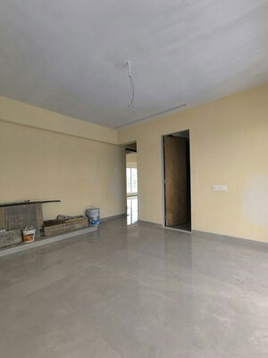 Room in 5 BHK Apartment at Prime CHS Nerul, Nerul Sector 21 – for Sale