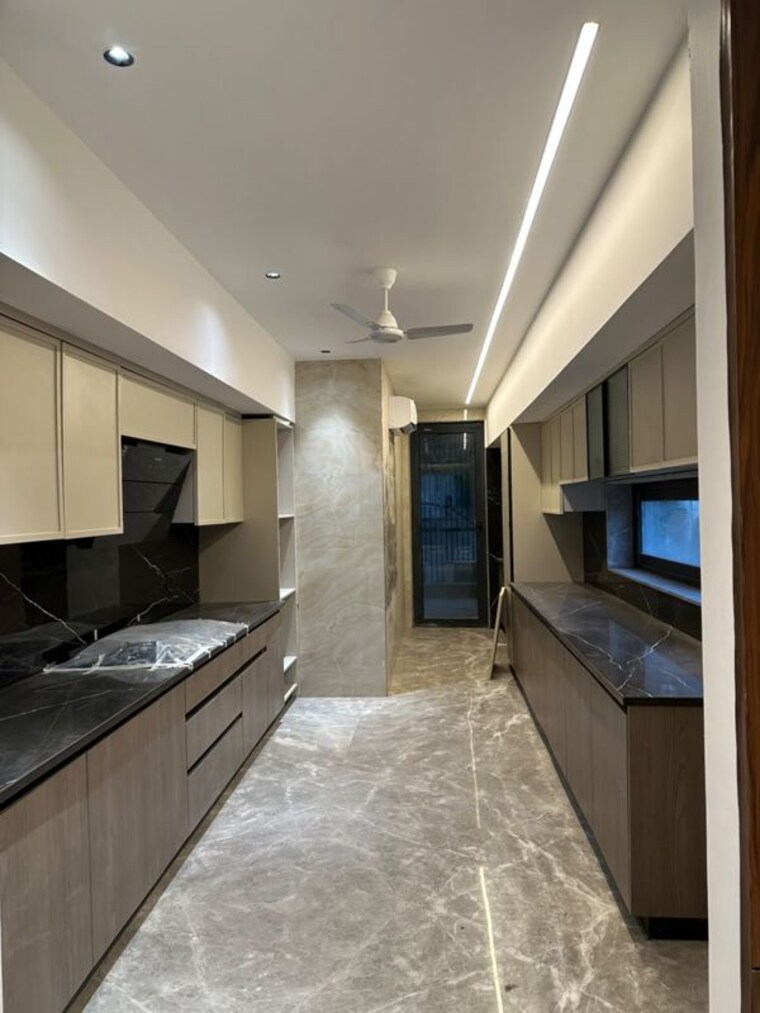 Kitchen, south city 1 4 Bedroom 360 Sq.Yd. Builder Floor In South City 1 Gurgaon 10709314