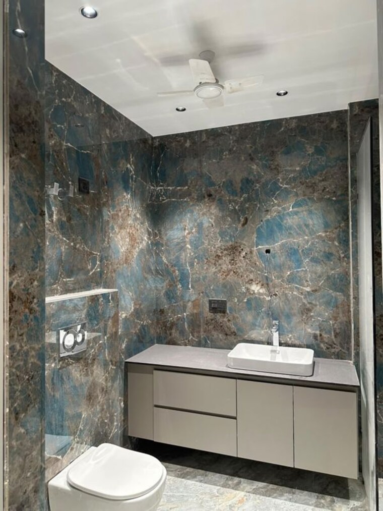 Bathroom, south city 1 4 Bedroom 360 Sq.Yd. Builder Floor In South City 1 Gurgaon 10709314