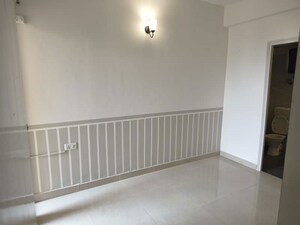 Room in 2 BHK Apartment at Signature Signum 95 II, Sector 95 – for Sale