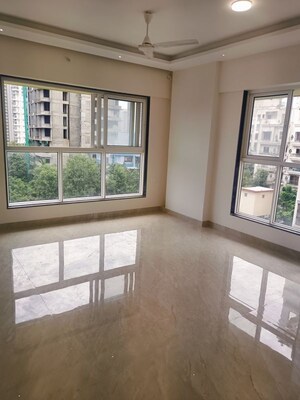 Room in 1 BHK Apartment at Prarthana Rajkamal Park, Parel – for Rent