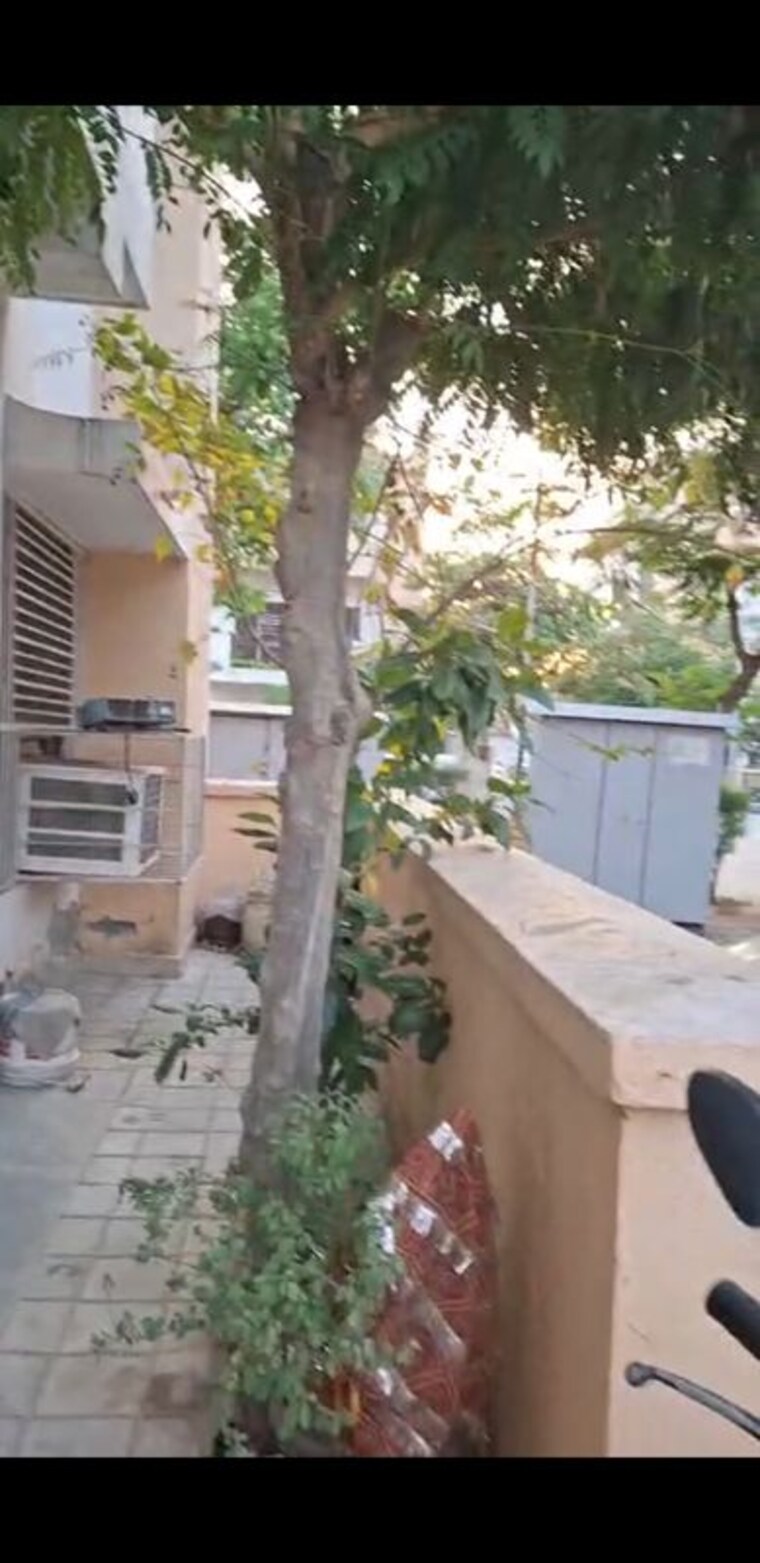 Balcony, bptp-park-elite-floors 3 Bedroom 180 Sq.Yd. Builder Floor In Sector 85 Faridabad 10709377