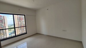 Room in 2 BHK Apartment at Shapoorji Pallonji Joyville Hadapsar Annexe, Hadapsar – for Rent