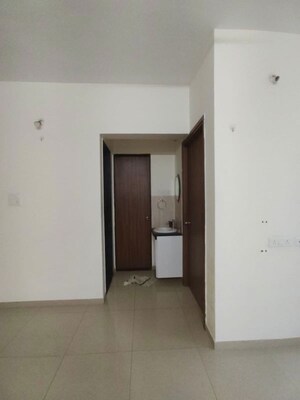 Room in 1 BHK Apartment at Kolte Patil Life Republic, Hinjewadi – for Rent
