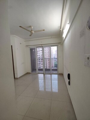 1 BHK Apartment For Rent in Kolte Patil Life Republic, Hinjewadi