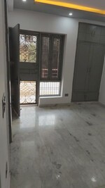 3 BHK +  290 Sq.Yd. Builder Floor in Green Fields Colony