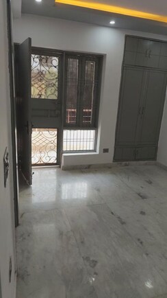 3 BHK +Builder Floor For Rent in Green Fields Colony