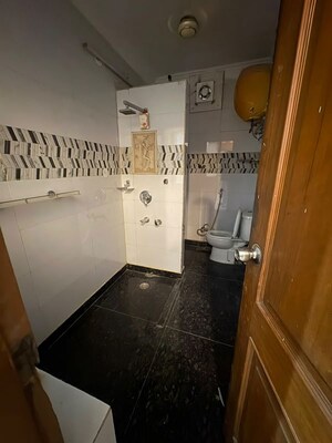 Team Area in 2 BHK Builder Floor at Sector 47 – for Rent