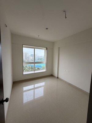 Room in 2 BHK Apartment at Hubtown Rising City, Ghatkopar East – for Rent