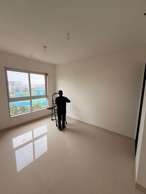 Room in 2 BHK Apartment at Hubtown Rising City, Ghatkopar East – for Rent