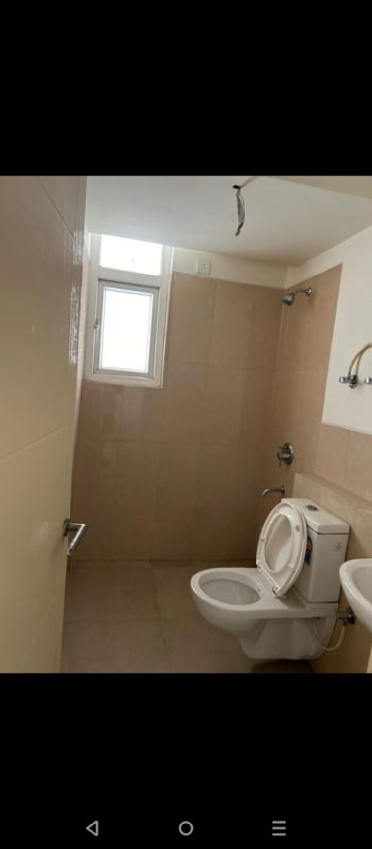 Bathroom, emaar-emerald-floors-premier 4 Bedroom 1975 Sq.Ft. Apartment In Sector 65 Gurgaon 10709498