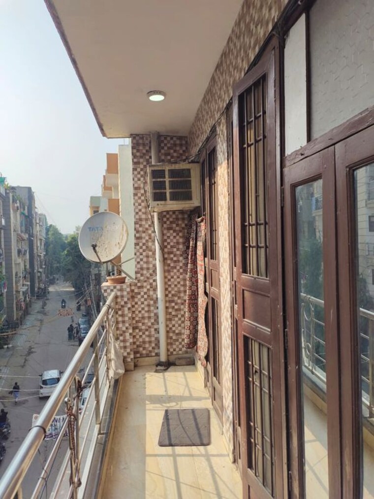 Exterior View, freedom fighters enclave 3 Bedroom 1150 Sq.Ft. Builder Floor In Freedom Fighters Enclave Delhi 10709502