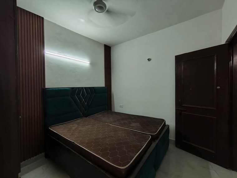 Bedroom, freedom fighters enclave 1 Bedroom 600 Sq.Ft. Builder Floor In Freedom Fighters Enclave Delhi 10709511