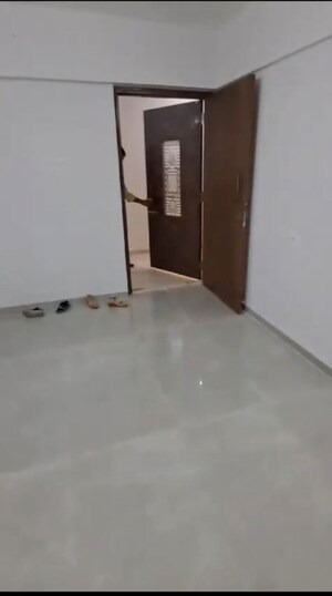 Room in 1 BHK Apartment at Arihant Aarohi, Padle – for Rent