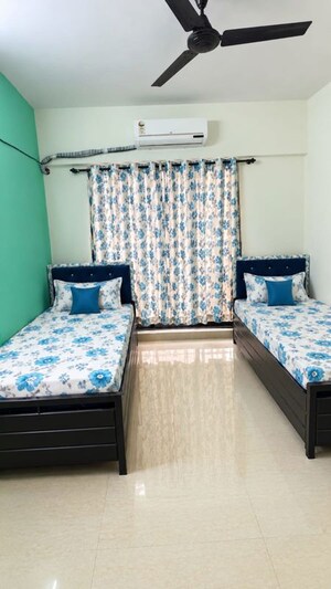 Bedroom in  Pg at Fourways Kamal Hira, Santacruz East – for Rent